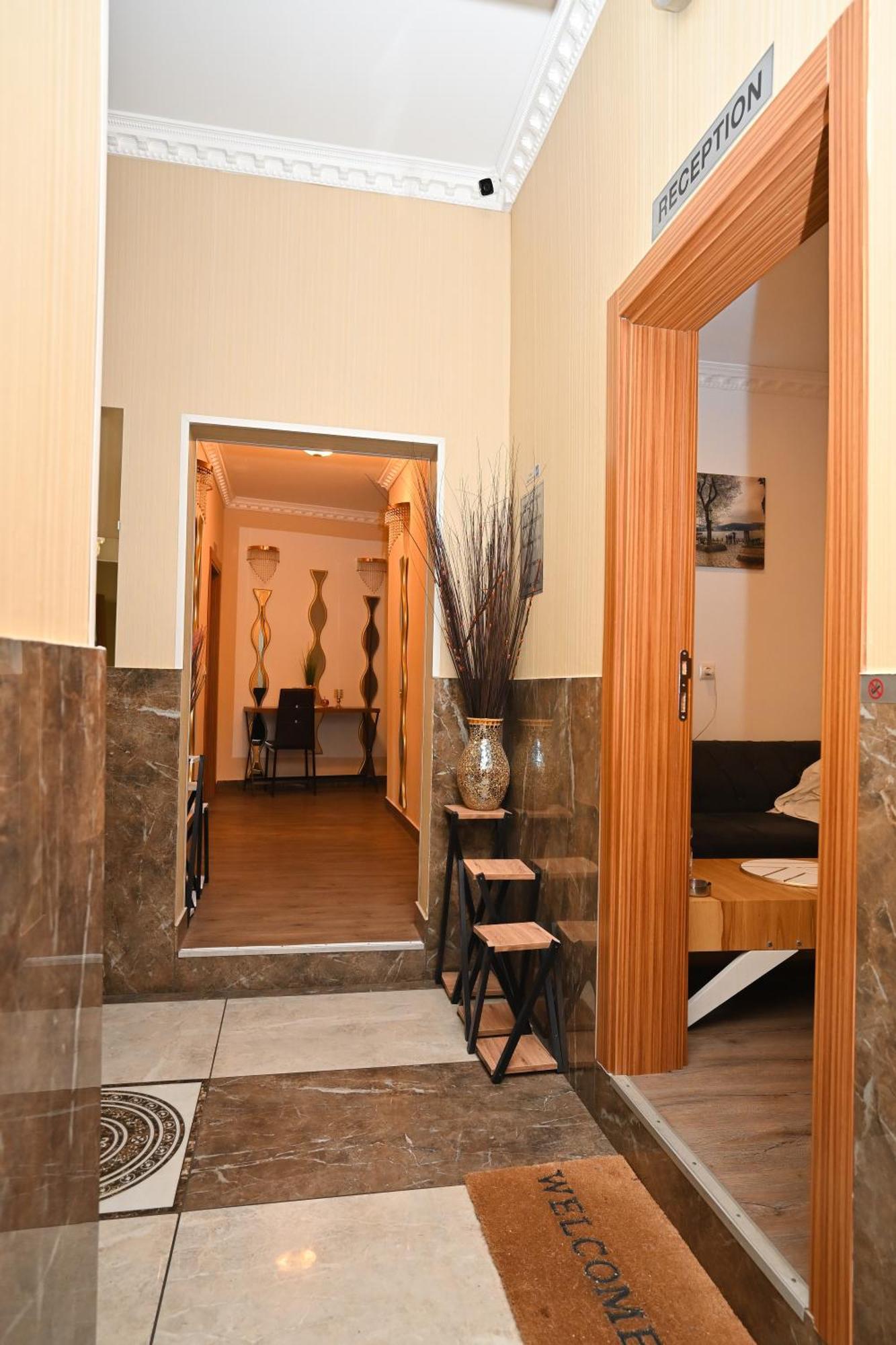 Kispet Deluxe Hotels&Suites Оберхаузен Экстерьер фото